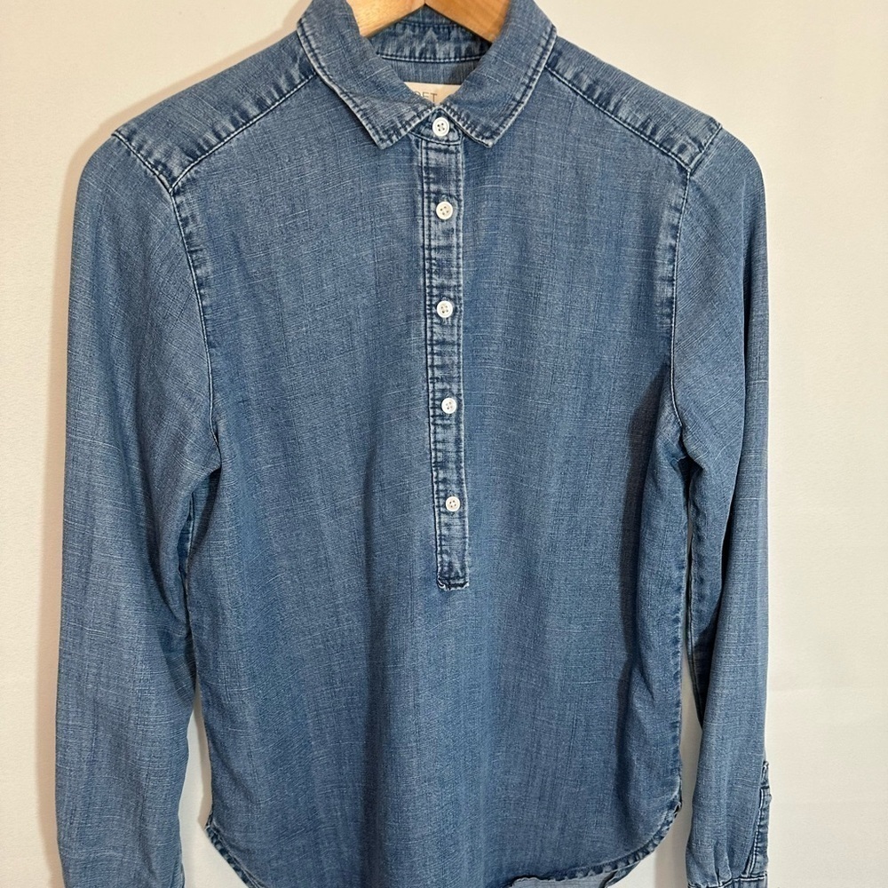 Ann Taylor Loft Womens Petite SP Shirt Blouse Top Chambray Denim Lightweight - Picture 3 of 9